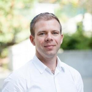 Headshot of Carl Olson, Senior Director of Finance and Administration at Luminary Cloud.