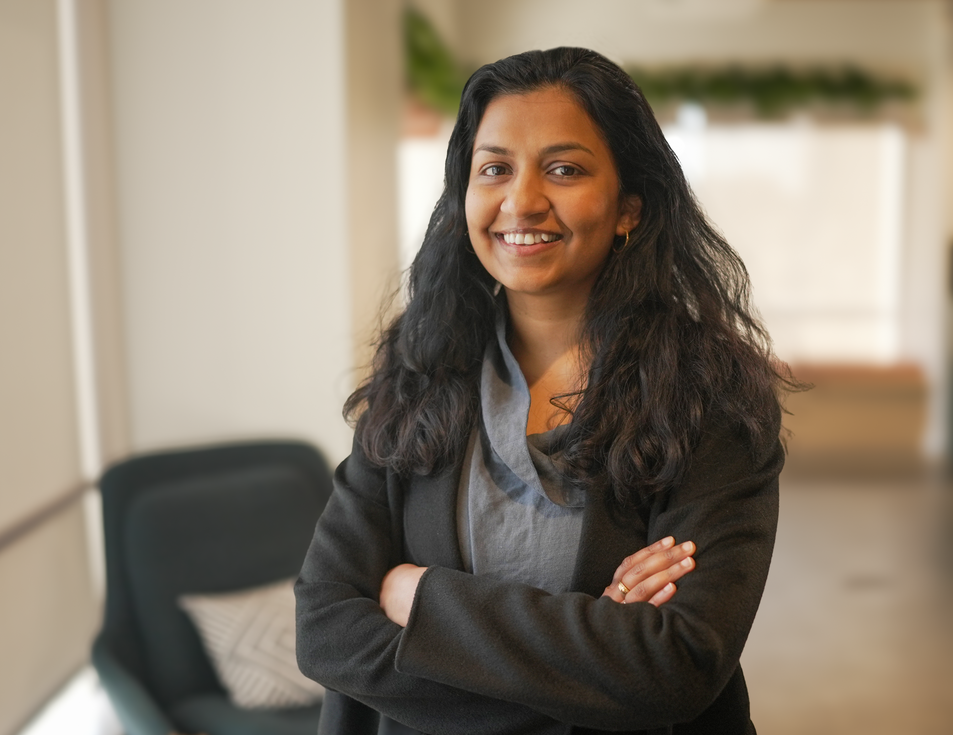 Vrushali Paunikar Headshot (full)